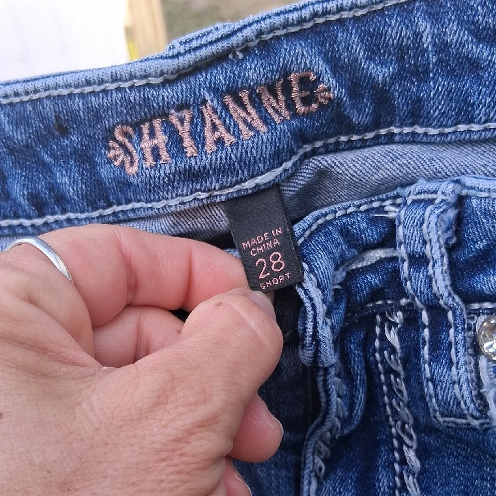 Classic Blue Women's Jeans - Picture 2 of 9